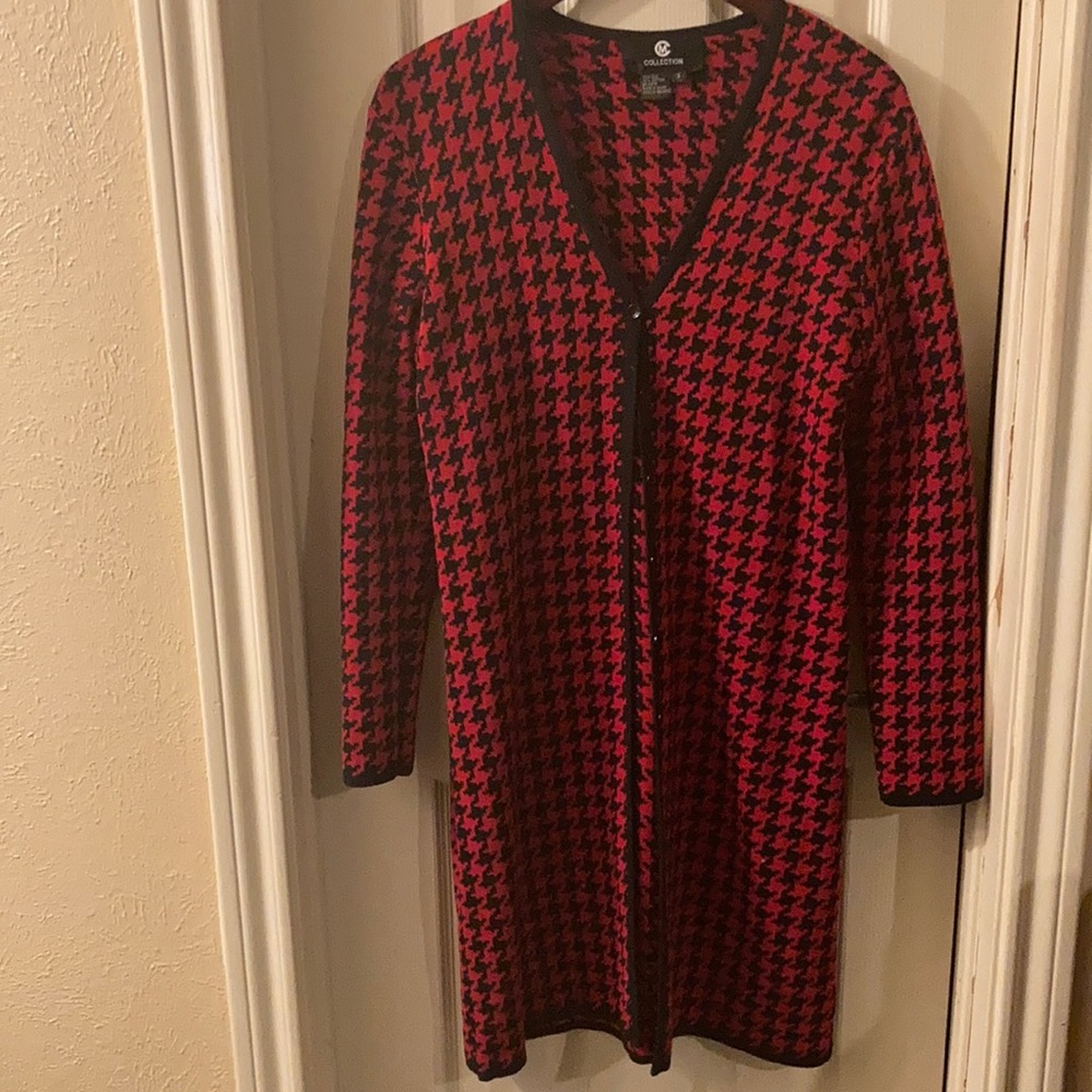MC COLLECTION LONG SWEATER SIZE SMALL